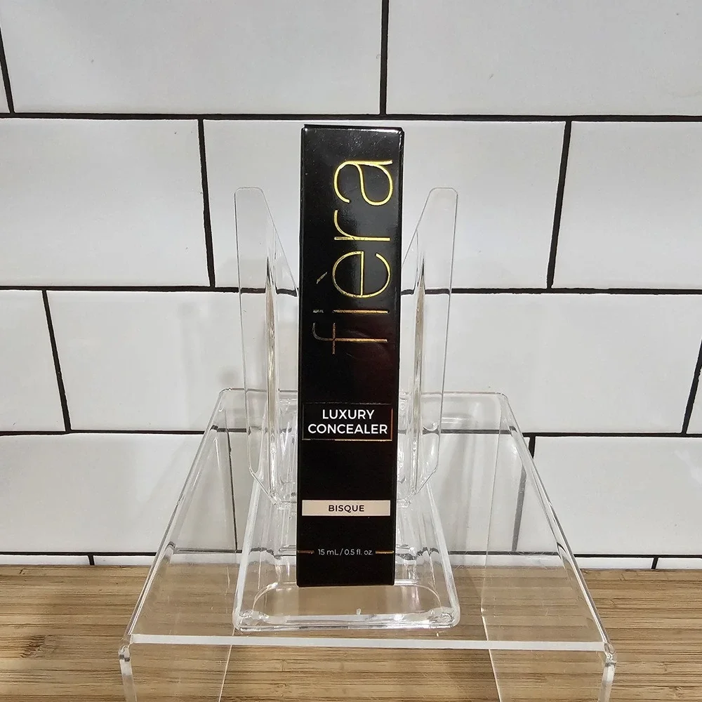 Fiera Luxury Concealer Bisque 0.5 FL OZ NEW